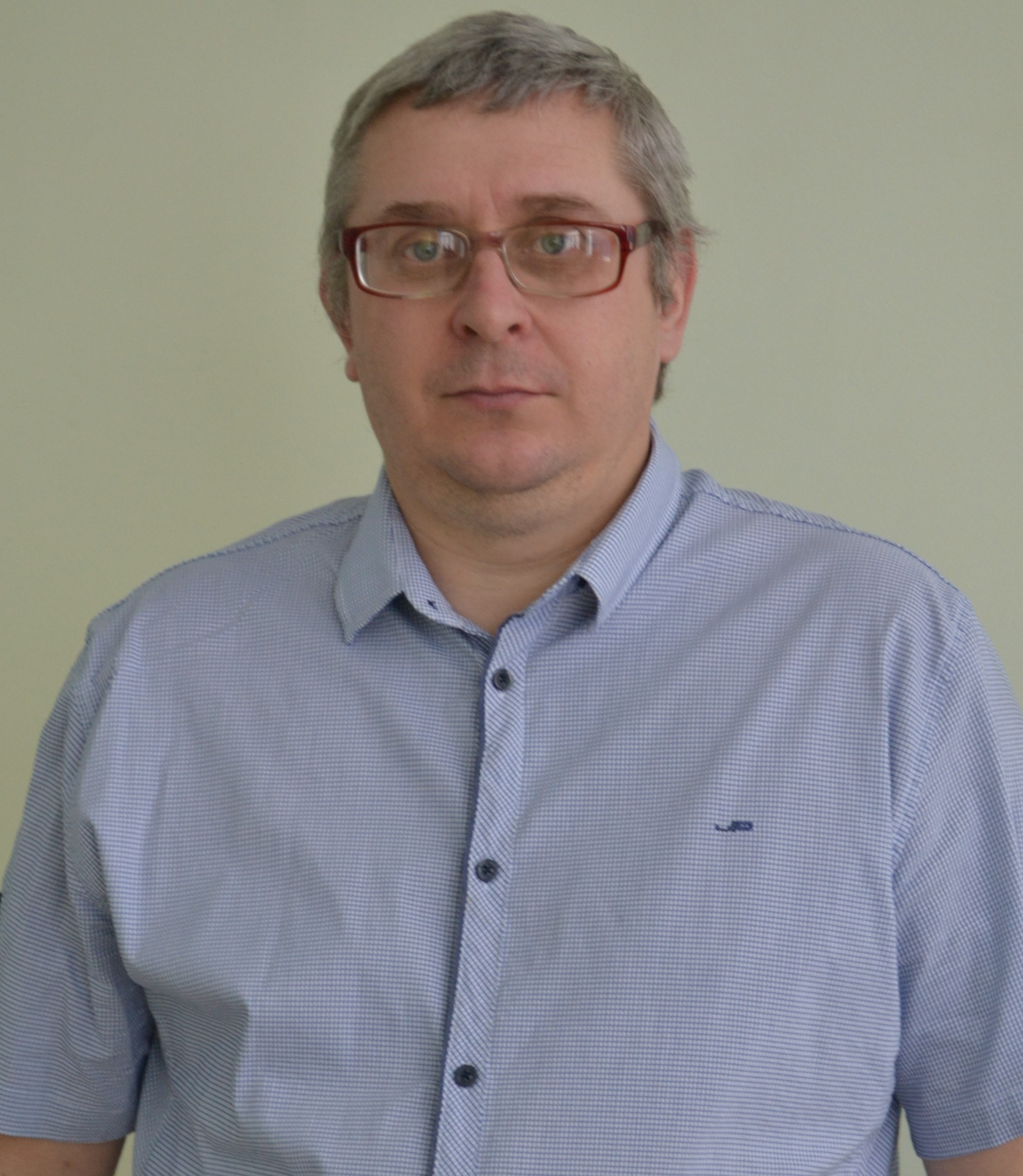 Савельев Дмитрий Николаевич.